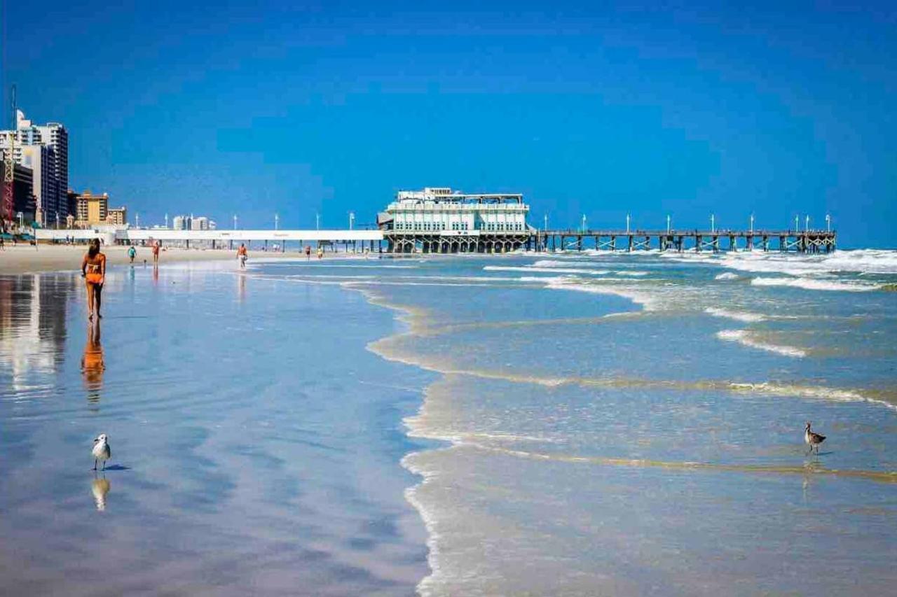 Daytona Beach Inn Bagian luar foto